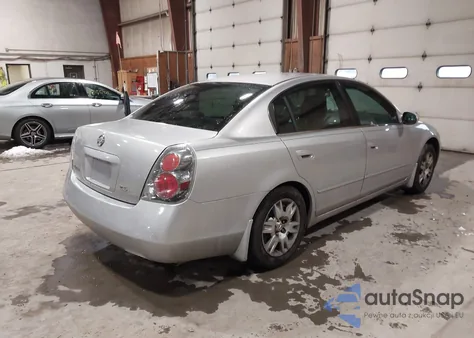 2005 Nissan Altima 2.5 S z USA, uszkodzony, nr VIN 1N4AL11DX5N918034